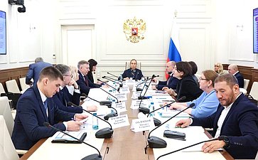 Совещание по вопросам финансового обеспечения авиационных услуг (санитарной авиации) для оказания скорой медицинской помощи жителям Дальнего Востока и Арктики