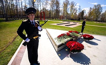 Открытие памятника «Героям, отдавшим жизнь за Отечество»