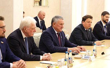Встреча сенаторов с Председателем Совета Республики Национального собрания Беларуси Натальей Кочановой (фото: Пресс-служба Совета Республики Национального собрания Беларуси)