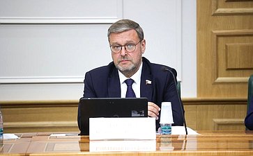 Константин Косачев