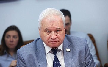 Андрей Денисов