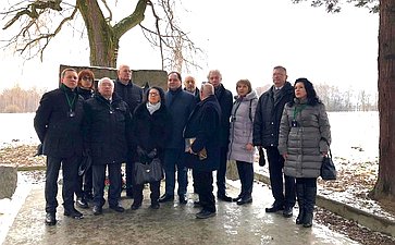 Делегация Совета Федерации приняла участие в мероприятиях, приуроченных к Международному дню памяти жертв Холокоста