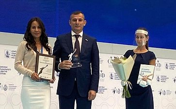 Церемония награждения лауреатов Всероссийского конкурса в области социального предпринимательства «Лучший социальный проект года» за 2019 и 2020 годы