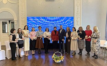 Елена Перминова в преддверии 8 Марта дала старт новому региональному проекту, направленному на популяризацию социальных профессий, развитие системы наставничества и профессионального мастерства