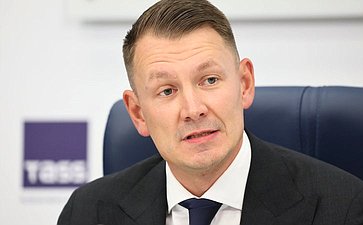 Александр Двойных