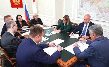 Юрий Воробьев провел совещание по вопросу развития кадетского образования