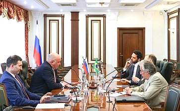 Председатель Комитета СФ по международным делам Григорий Карасин провел встречу с Послом Бразилии в России Родриго Соаресом