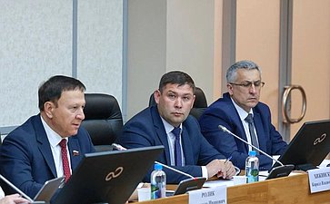 Александр Ролик во Владивостоке принял участие в совещании, посвященном перспективам развития сельского хозяйства на Дальнем Востоке и в Арктике