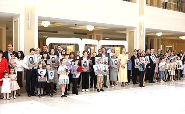 В Совете Федерации в преддверии Дня памяти и скорби состоялось торжественное открытие выставки «Память поколений»