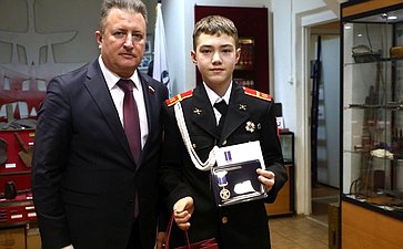 Евгений Богомазов принял участие в церемонии награждения юных героев Вологодчины медалью Совета Федерации «За проявленное мужество»