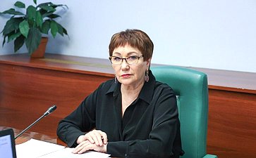 Елена Перминова