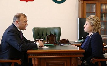 Встреча В. Матвиенко с врио республики Адыгея М. Кумпиловым