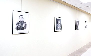 В Совете Федерации открылась фотовыставка «ПОРТРЕТ ПОБЕДИТЕЛЯ. Кавалеры медали «За победу над Японией» от рядового до генерала»
