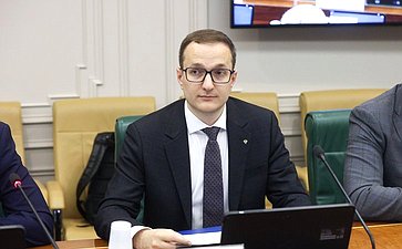 Круглый стол Комитета Совета Федерации по экономической политике «О мерах по увеличению протяженности приведенных в нормативное состояние мостов и путепроводов»