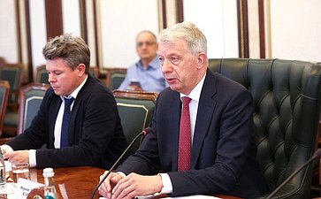 Григорий Карасин провел встречу с постоянным членом делегации Европарламента в Комитете парламентского сотрудничества Россия – ЕС, евродепутатом от Люксембурга Фернаном Картрайзером