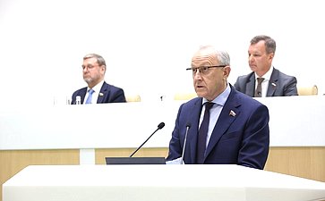 Валерий Радаев
