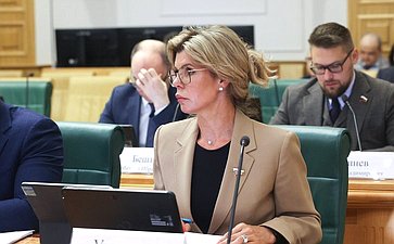 Евгения Уваркина