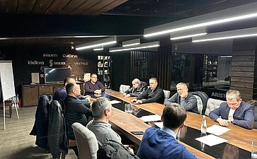 Айрат Гибатдинов принял участие в собрании Ассоциации мебельной, деревообрабатывающей промышленности и торговли Ульяновской области