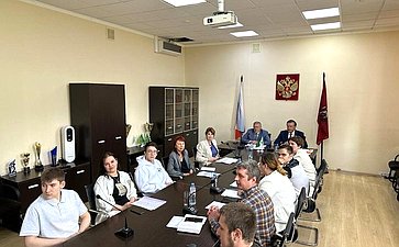 Сергей Рябухин организовал встречу ребят с особенностями здоровья с руководством МГГЭУ