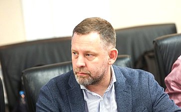 Совещание Комитета СФ по аграрно-продовольственной политике и природопользованию «Проблемы и перспективы развития автоматизированной торговли в Российской Федерации – качество воды в розлив»