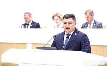 Борис Хачиров