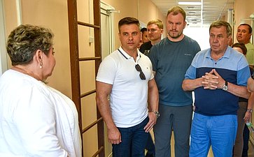 Юрий Архаров посетил объекты здравоохранения на острове Кунашир Сахалинской области