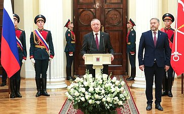 Церемония вручения знаков отличия «Почетный гражданин Санкт-Петербурга» в Мариинском дворце