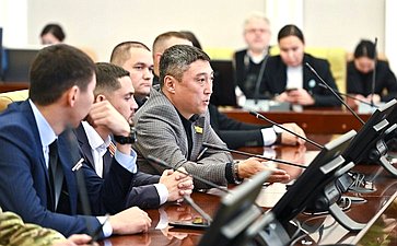 Сенаторы провели встречу с участниками программы «Патриоты Бурятии» и победителями конкурсного отбора на предоставления грантов «Агростартап»