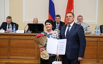 Николай Семисотов вручил благодарственные письма управленцам в преддверии Дня местного самоуправления