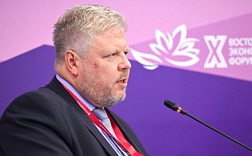 Панельная дискуссия «Инвестиции в киберустойчивость: как риск-ориентированный подход меняет традиционную модель кибербезопасности». X Восточный экономический форум