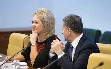 Л. Гумерова Заседание Комитета Совета Федерации по науке, образованию и культуре