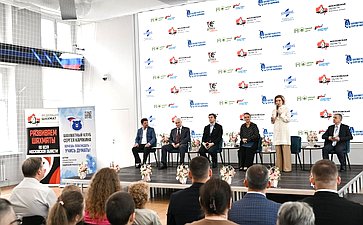 Инна Святенко