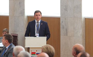 «Межрегиональное сотрудничество, взаимодействие органов местного самоуправления России и органов местного управления Беларуси: опыт и перспективы». ХII Форум регионов России и Беларуси