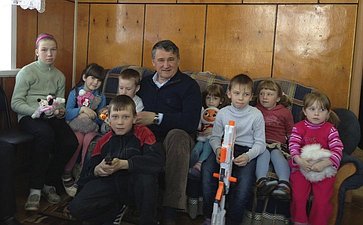 18-04 Воробьев центр Семья 6