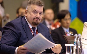 «Низкоуглеродные решения для развития «зеленой» экономики». XI Невский международный экологический конгресс