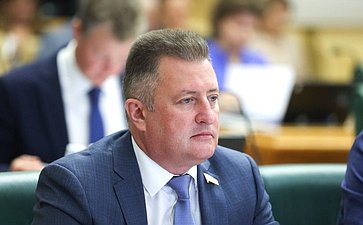 Евгений Богомазов