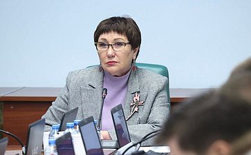 Елена Перминова