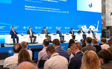 Н. Журавлев принял участие в Международном банковском форуме «Банки России — XXI век»
