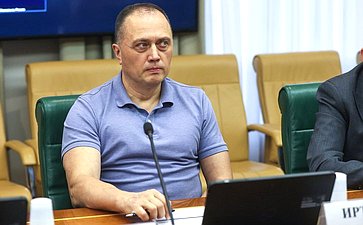 Совещание Комитета СФ по экономической политике «Стимулирование внутреннего спроса на российские товары и поддержки отечественных производителей»