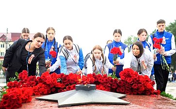 Андрей Хапочкин поздравил Сахалин и Курилы с Днем Победы над милитаристской Японией и окончания Второй мировой войны