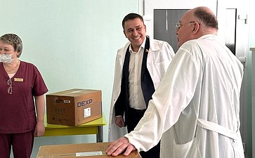 Айрат Гибатдинов посетил детское онкологическое отделение Ульяновской ОДКБ