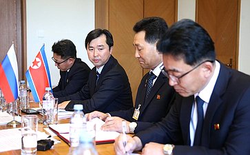 Встреча Председателя Совета Федерации Валентины Матвиенко с Председателем Верховного народного собрания Корейской Народно-Демократической Республики Пак Ин Чхолем