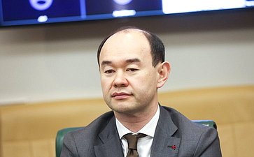 Круглый стол на тему «Пути решения ключевых стратегических задач по производству высоколокализованной конкурентоспособной продукции автомобильной отрасли»