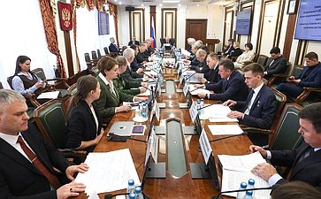 Совещание Комитета СФ по обороне и безопасности совместно с Советом по военно-патриотическому воспитанию граждан при Совете Федерации и Комитетом СФ по социальной политике