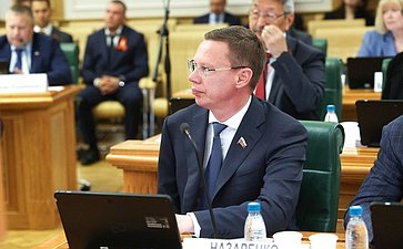 Виталий Назаренко