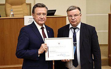 Сергей Рябухин принял участие в работе межрегионального круглого стола Счетной палаты в Ульяновске