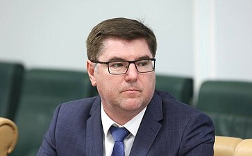 Совещание Комитета СФ по социальной политике «Строительство объектов здравоохранения, находящихся на контроле в Совете Федерации»