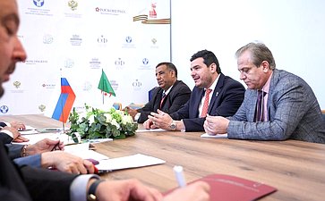 Встреча заместителя Председателя СФ Константина Косачева с заместителем Председателя Национального Народного Собрания Алжирской Народной Демократической Республики. XI Невский международный экологический конгресс