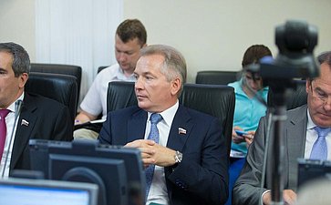 Заседание Комитета по международным делам пономарев