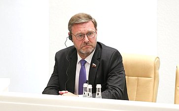 Константин Косачев